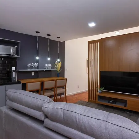 Avenida Bartolomeu Mitre, 621 - Leblon - Lb007